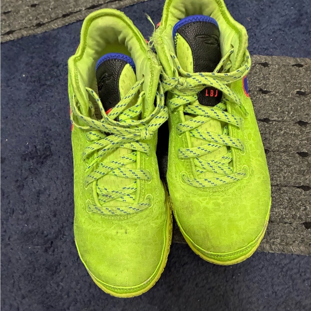 Nike Kids Neon Green Sneakers